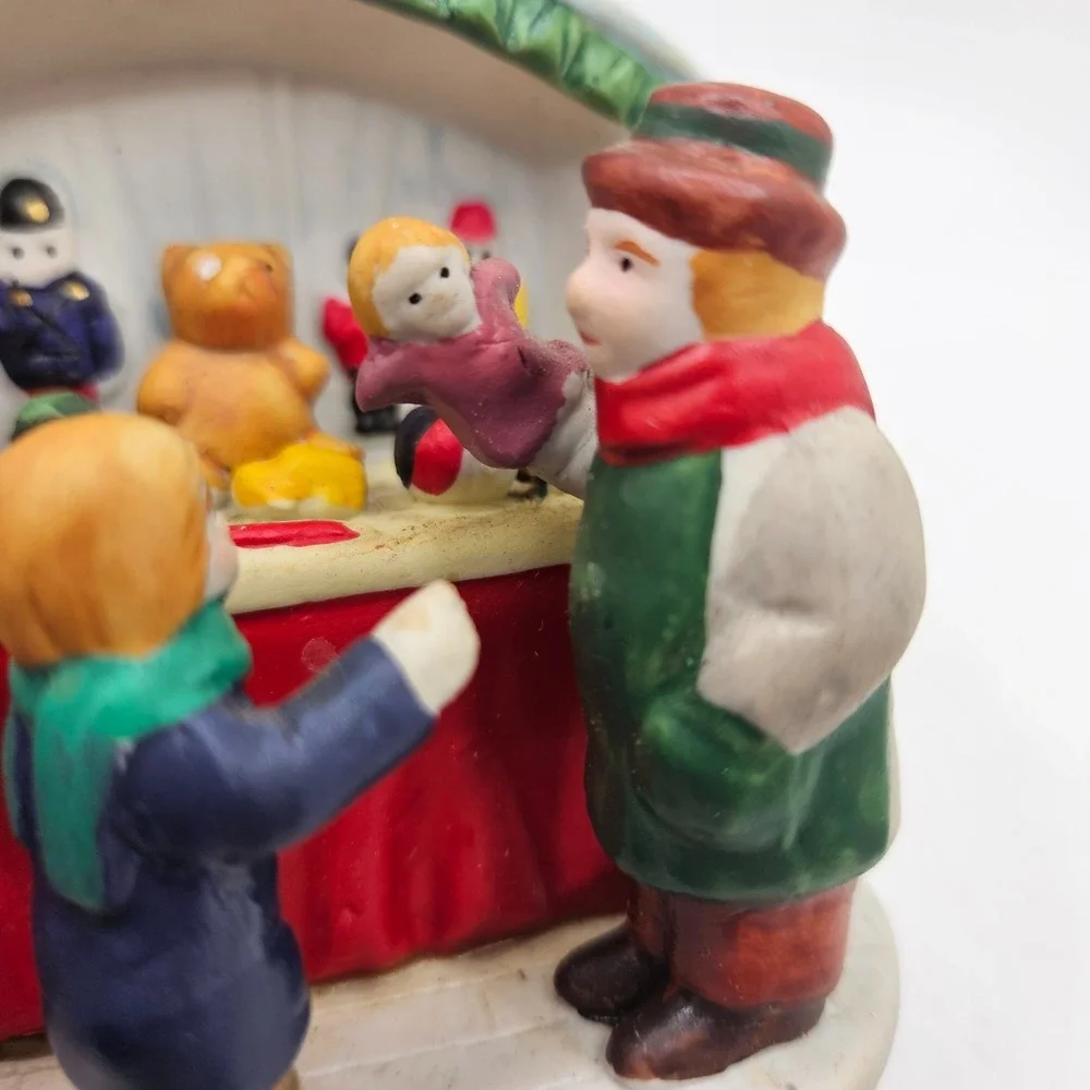 Vintage Lemax 1993 Christmas Village Toy Shop Toys Market Stand Figurine Decor